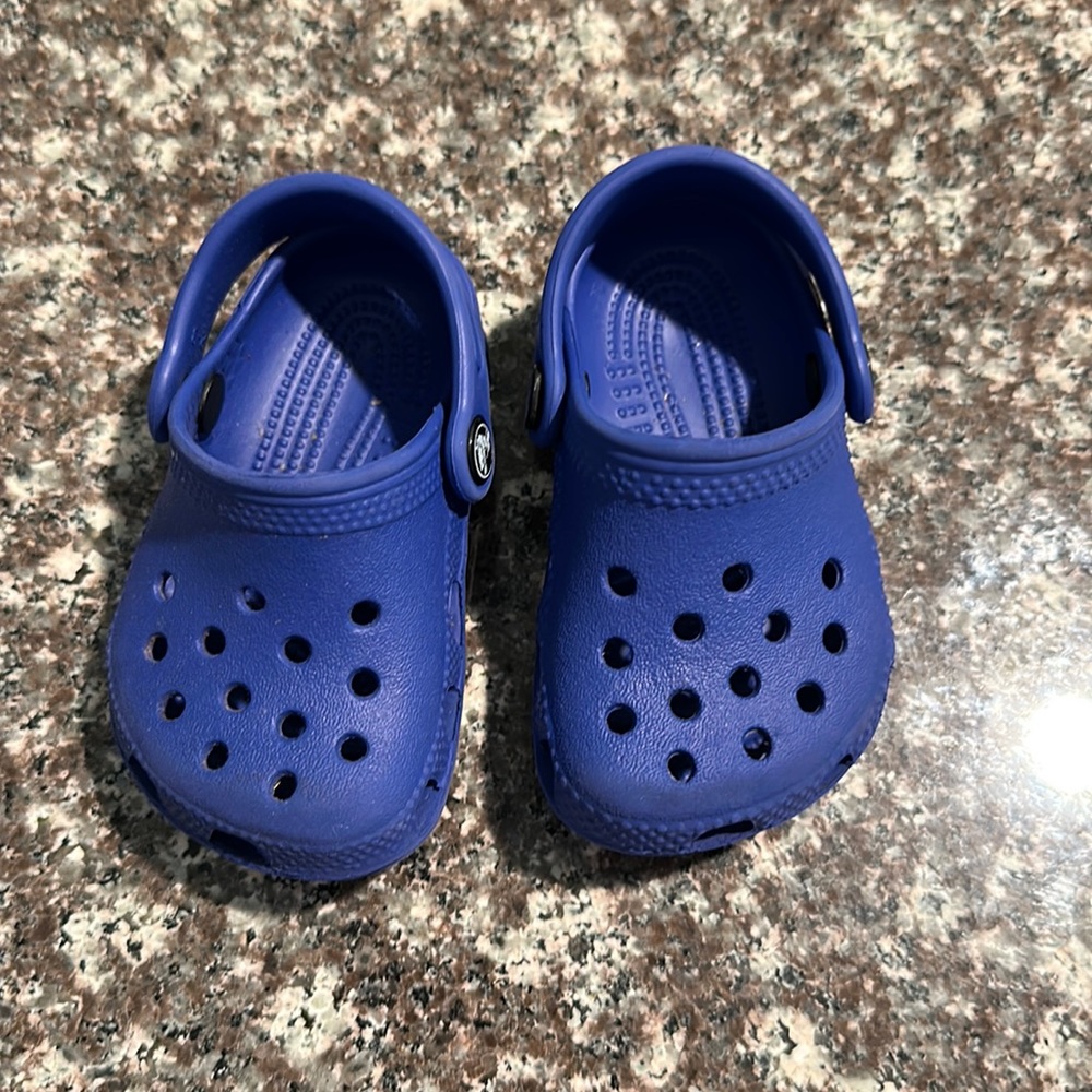 Baby Crocs Size 3